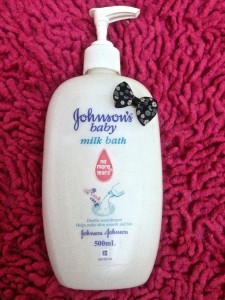 Johnson’s Baby Milk Bath Review