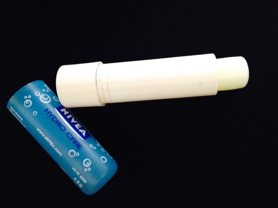 Nivea Hydro Care Lip Protection Balm With Pure Water & Aloe Vera Review 