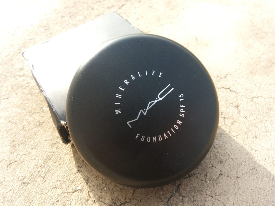 MAC Mineralize Foundation with SPF 15 Review, Swatches and FOTD