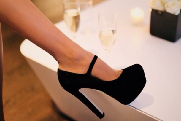 classic black heels pumps fashionable india