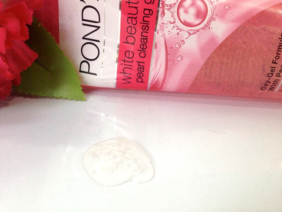 Ponds White Beauty Pearl oxygen Cleansing Gel Review