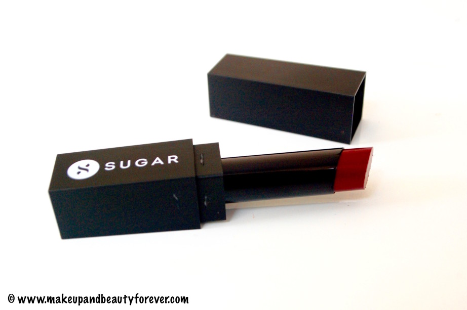 SUGAR Cosmetics It's a Pout Time - Vivid Lipstick in the shade The Big Bang Berry MakeupandBeauty Forever MBF