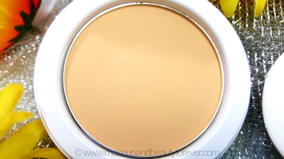 Maybelline White Superfresh 12 hour Whitening Perfecting Compact Review Shades Coral Pearl Shell Swatches