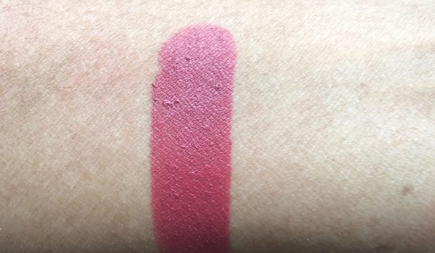 Colorbar Velvet Matte Lipstick Over The Top 1 Review Swatches on hand