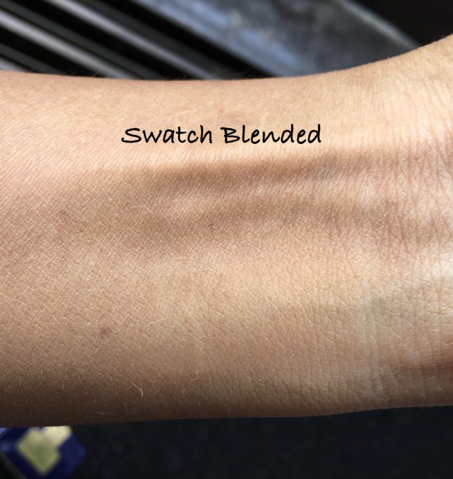 Estee Lauder Double Wear Stay-in-Place Makeup Foundation Review Swatches blended