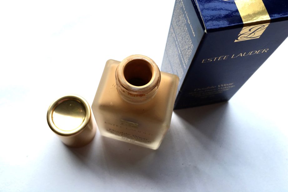 Estee Lauder Double Wear Stay-in-Place Makeup Foundation Review Swatches mbf beauty blog