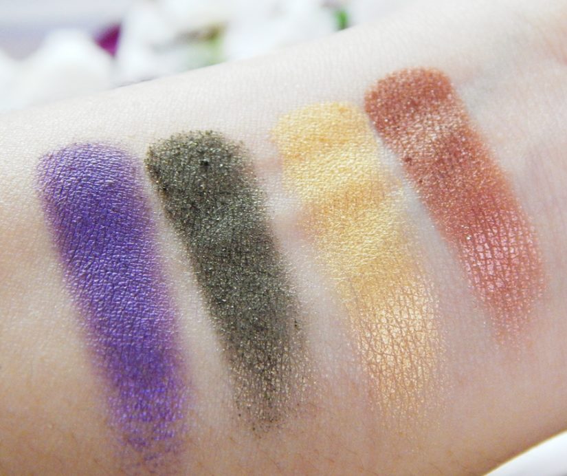 Lakme 9 to 5 Eye Quartet Eyeshadow Palette Tanjore Rush Review Swatches hand