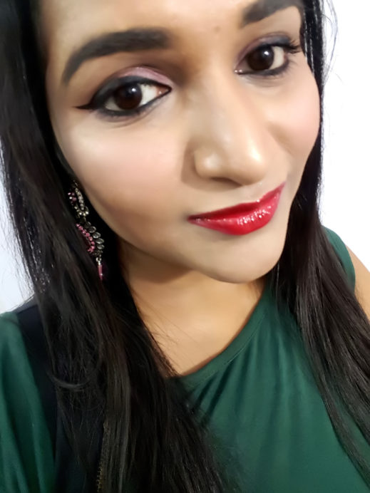 SUGAR Stroke Of Genius Heavy Duty Kohl 01 Back To Black Review Swatches Astha Goel mbf