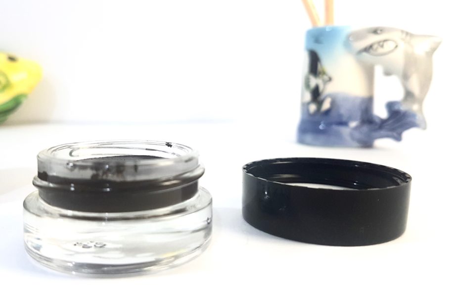 Anastasia Beverly Hills Dipbrow Pomade Review Swatches jar