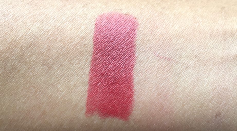 Chanel Rouge Allure Velvet Luminous Matte Lip Colour 58 Rouge Vie Review,  Swatches
