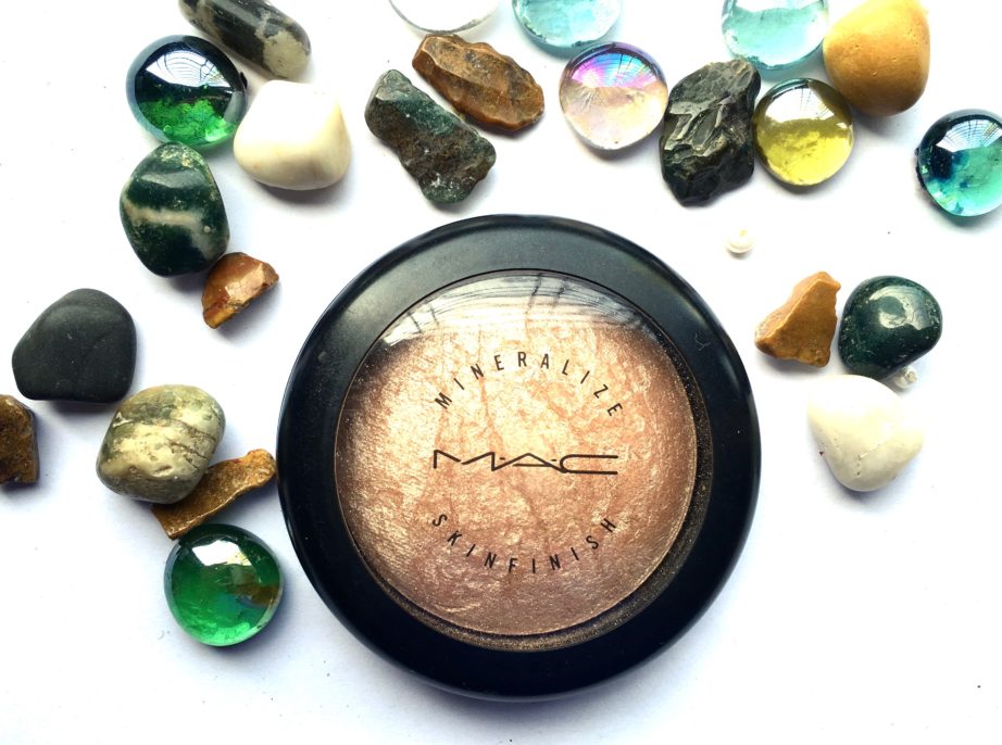 MAC Soft & Gentle Mineralize Skinfinish Highlighter Review Swatches mbf blog