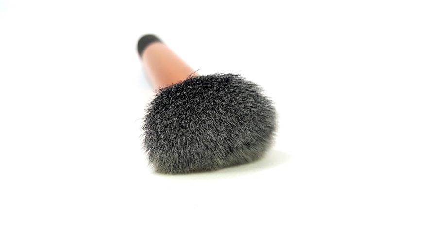 Real Techniques Buffing Brush Review demo
