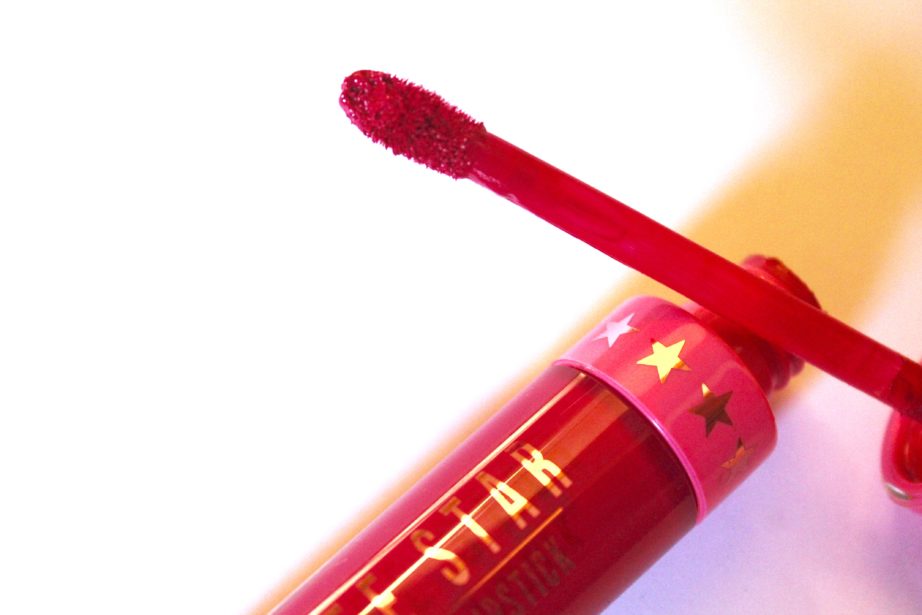 Jeffree Star Velour Liquid Lipstick Masochist Review Swatches wand