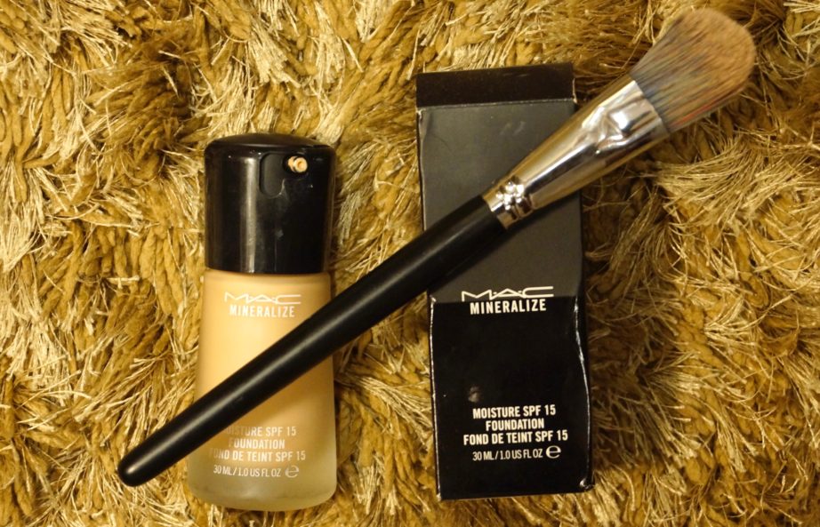 MAC Mineralize Moisture SPF 15 Foundation Review Swatches demo