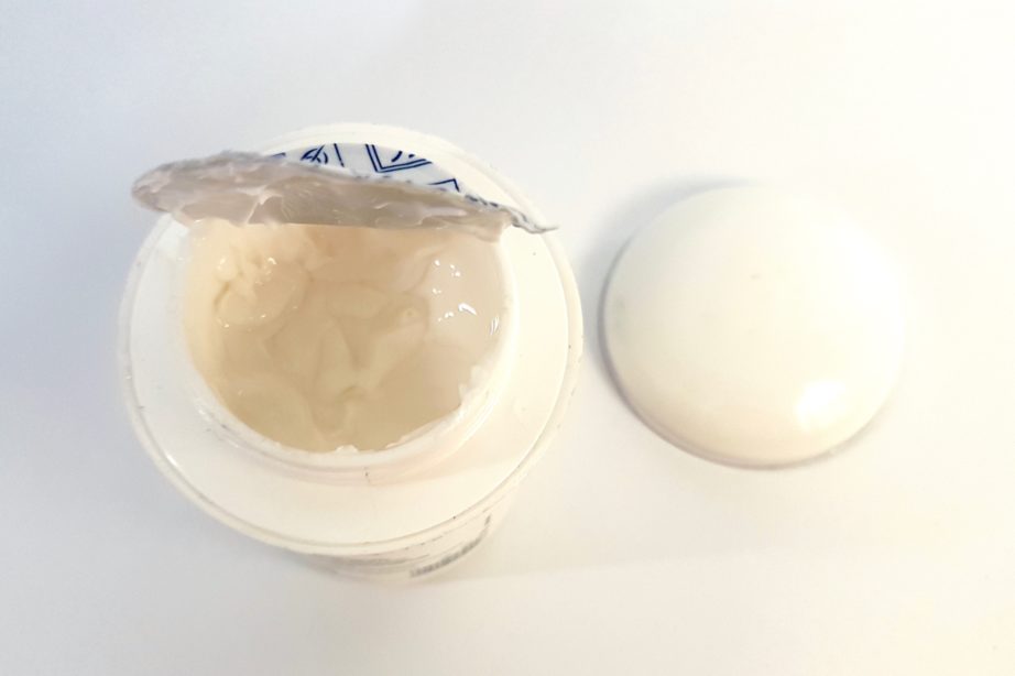 VLCC Skin Defense Liquorice Cold Cream Review 3