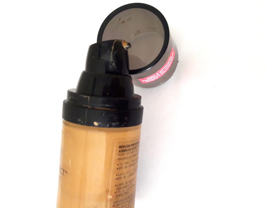 Revlon PhotoReady Airbrush Effect Makeup Foundation Review, Swatches, Demo 1