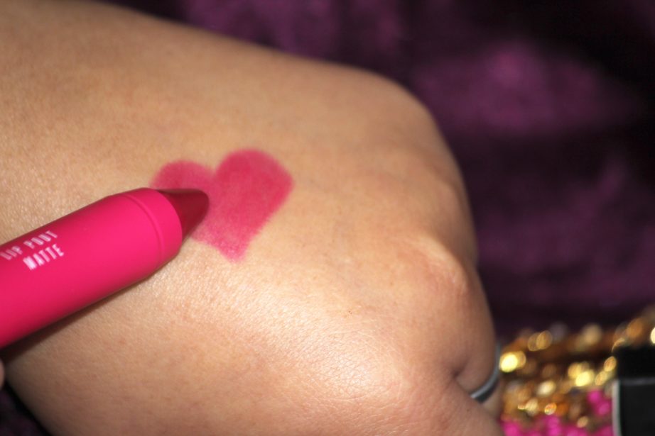 Lakme Absolute Lip Pout Matte Lip Tint Pink Fantasy Review, Swatches hand skin