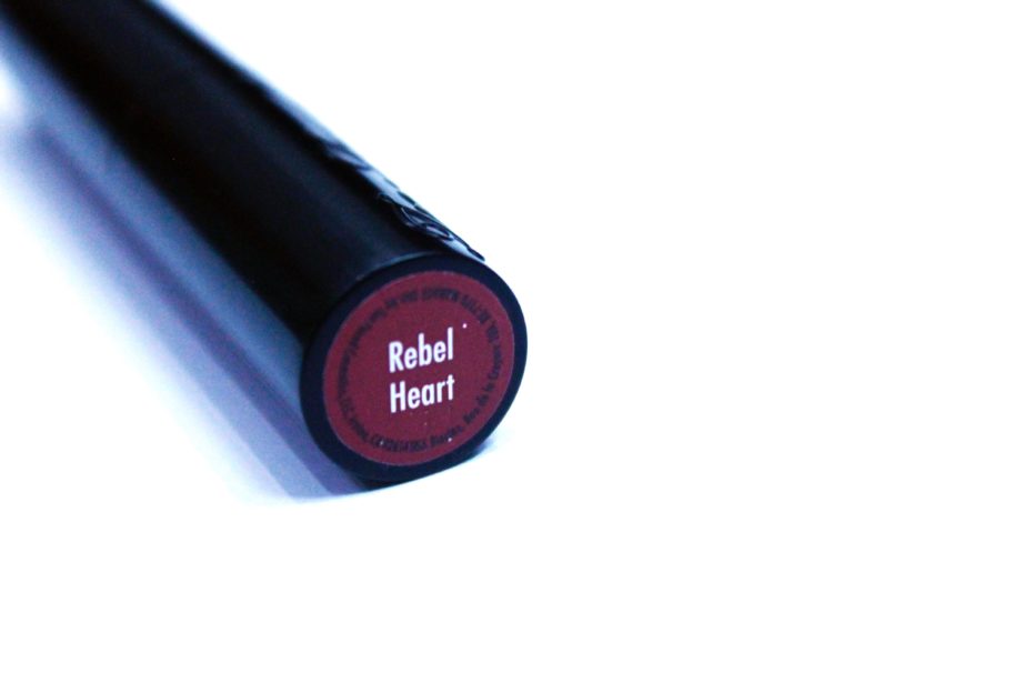 Too Faced La Matte Color Drenched Matte Lipstick Rebel Heart Review, Swatches bottom label