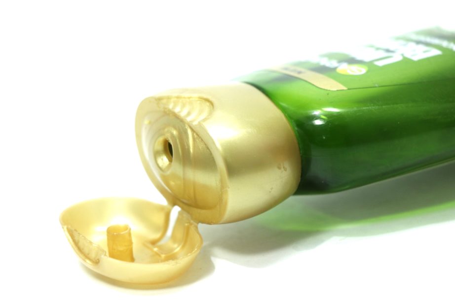 Garnier Ultra Blends Mythic Olive Deep Nourishing Shampoo Review top