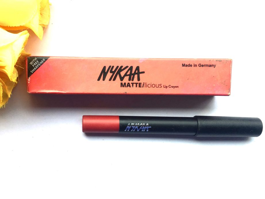 Nykaa Matteilicious Lip Crayon Hot As Red Review, Swatches MBF