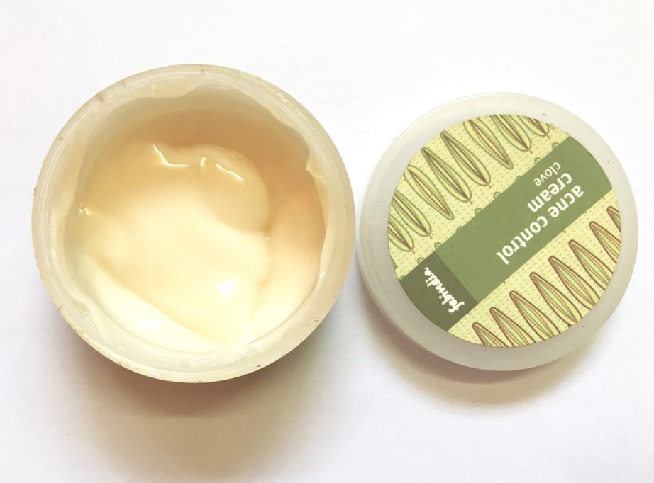 Fabindia Clove Acne Control Cream Review Open