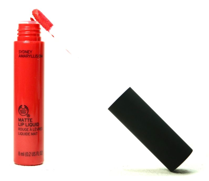The Body Shop Matte Lip Liquid Lipstick Sydney Amaryllis Review, Swatches Applicator wand