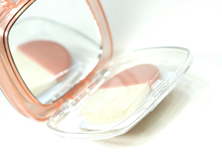L'Oreal True Match Lumi Powder Glow Illuminator Blush & Highlight Review, Swatches Brush Mirror