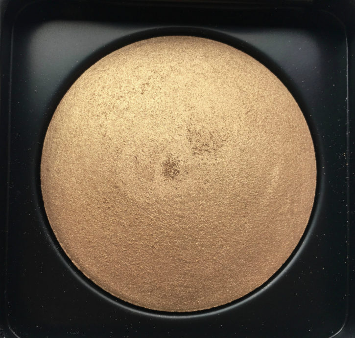 PAC Cosmetics Baked Highlighter 08 Review, Swatches focus