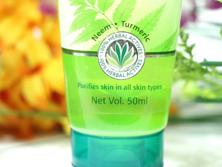 Himalaya Herbals Purifying Neem Face Wash Review, Swatches All skin Types
