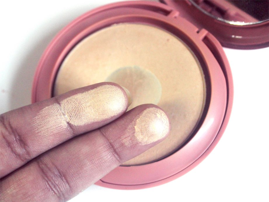 Lakme 9 to 5 Primer + Matte Powder Foundation Compact Review, Shades, Swatch
