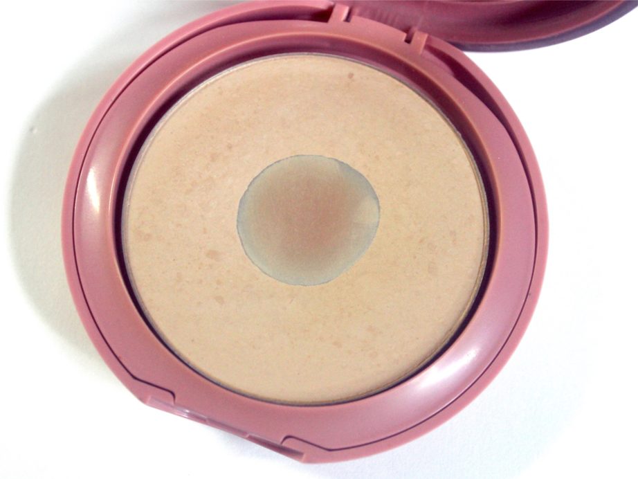 Lakme 9 to 5 Primer + Matte Powder Foundation Compact Review, Shades, Swatches MBF Blog