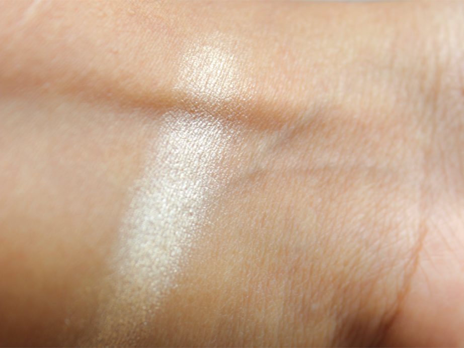 Makeup Revolution Pro Illuminate Highlighter Review, Swatches skin