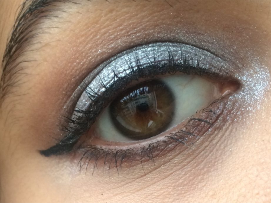 Smashbox 24 Hour Photo Finish Shadow Primer Review, Swatches, Demo Silver eyeshaow makeup MBF Blog