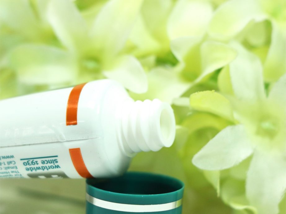 Himalaya Chiropex Cream for Plantar Xerosis Review, Swatches top
