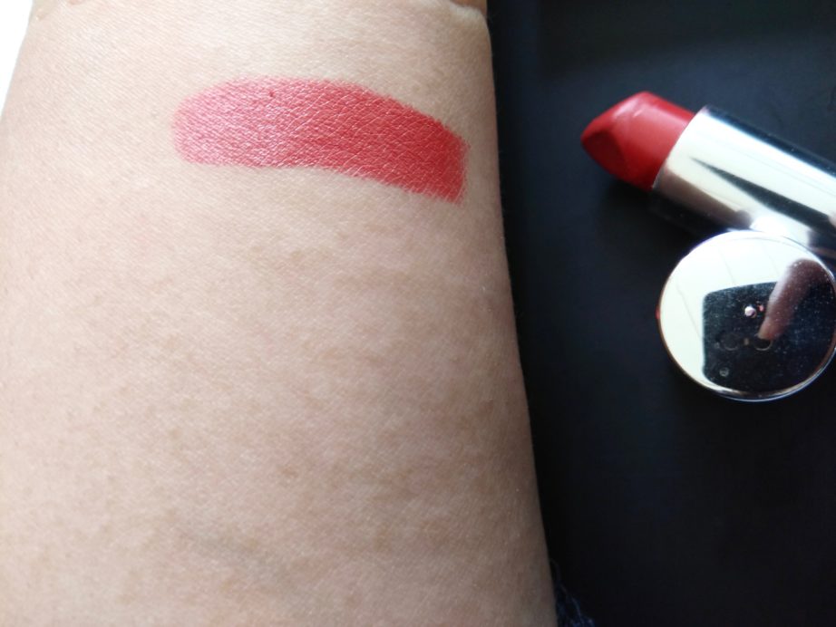 Colorbar Two For Tango Review swatch hand