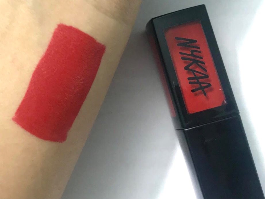Nykaa MumTaj 13 Matte To Last Liquid Lipstick Review, Swatches skin