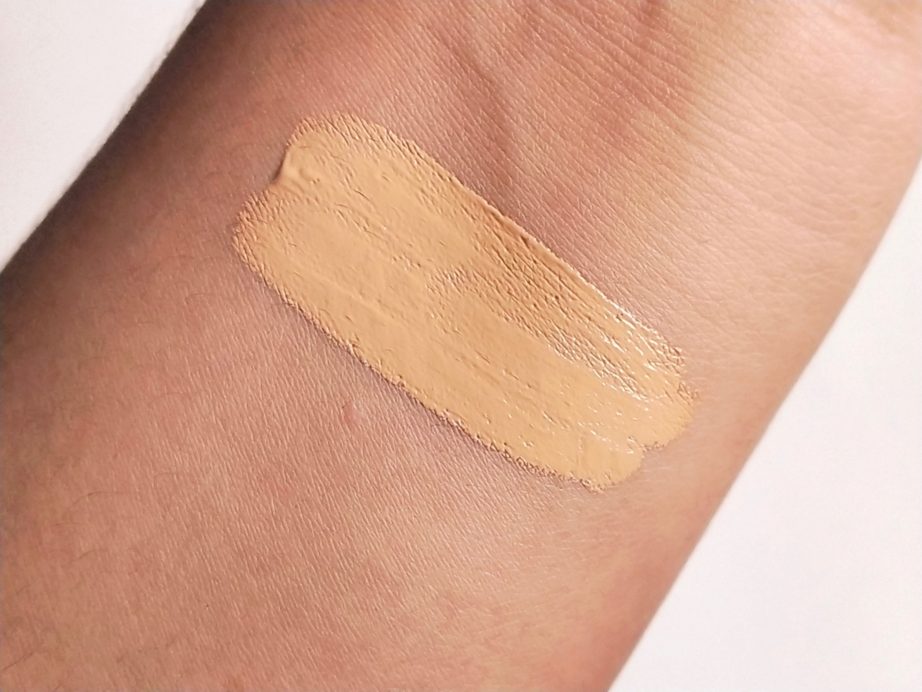 Pac Spotlight Ready Liquid Concealer Review, Swatch skin