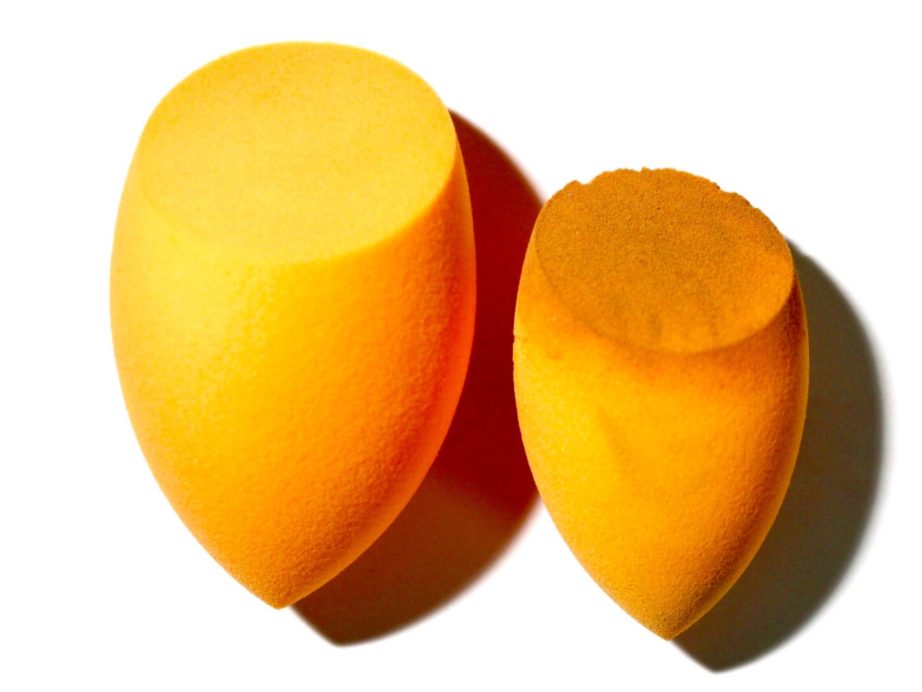 Real Techniques Miracle Complexion Sponge Review, Demo MBF Blog