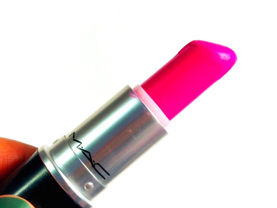 MAC Breathing Fire Matte Lipstick Review, Swatches focus