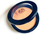 The Body Shop Matte Clay Powder Review, Swatches