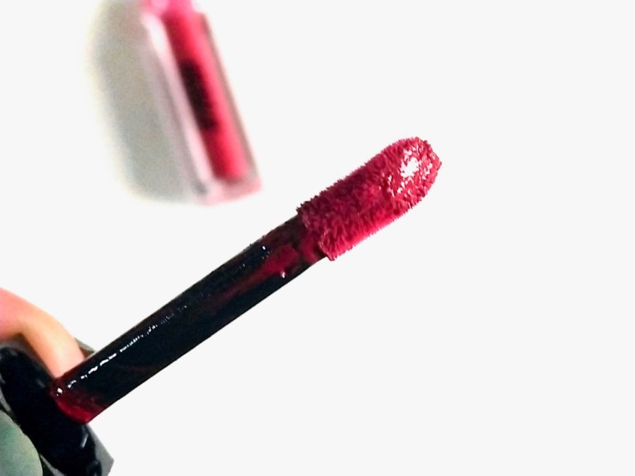 Nykaa Maithili 25 Matte To Last Liquid Lipstick Review, Swatches wand