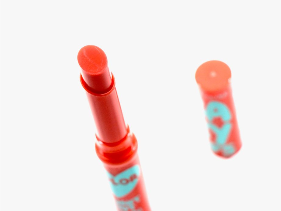 Maybelline Baby Lips Bright Out Loud Vivid Peach Review, Swatches blog MBF