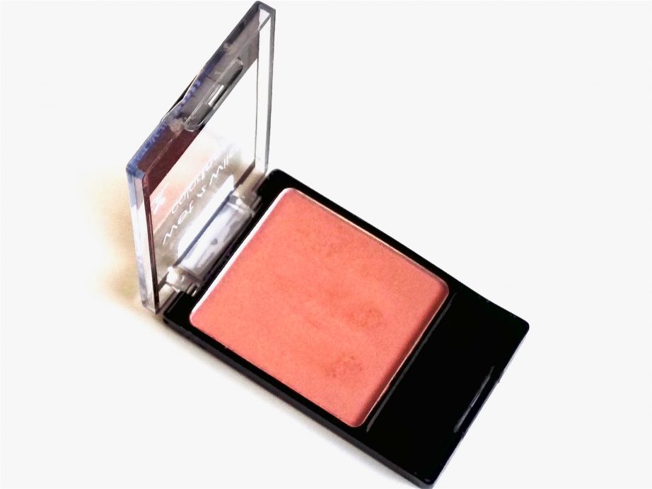 Wet n Wild Color Icon Blush Mellow Wine Review, Swatches